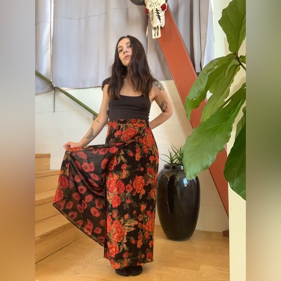 Vintage Dresses & Skirts - Vintage Reversible Black Floral 1990’s Slit Skirt